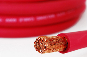 RDEČ KABEL 25mm2/500A (1m)